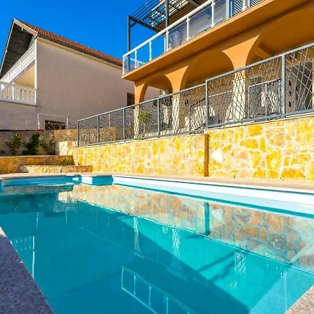 Maris Апартаменты Свети-Петар