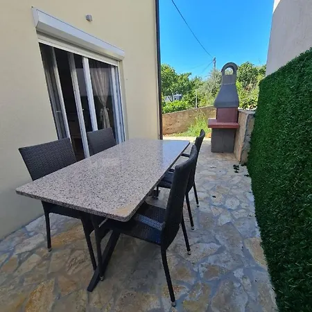 Apartamento Maris Sveti Petar (Zadar)
